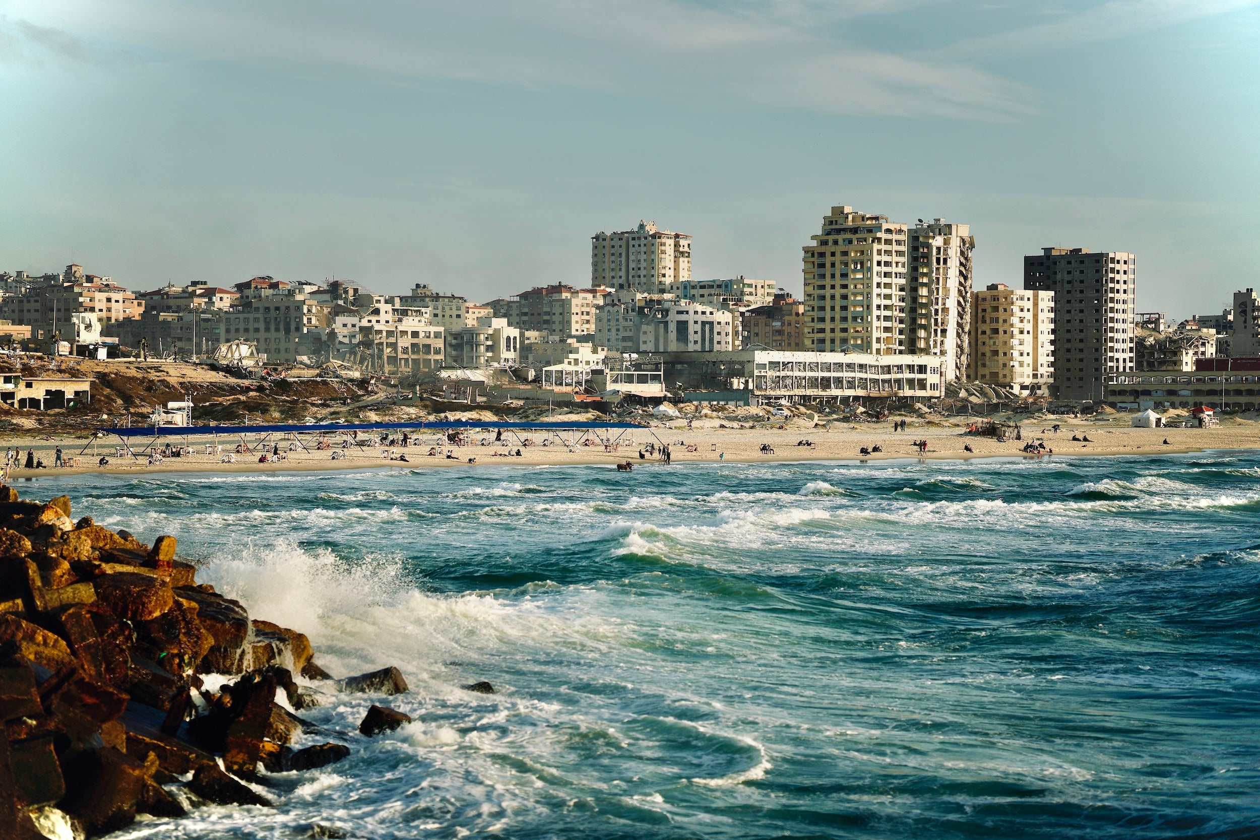 What the Coast Remembers • ما يتذكره الساحل