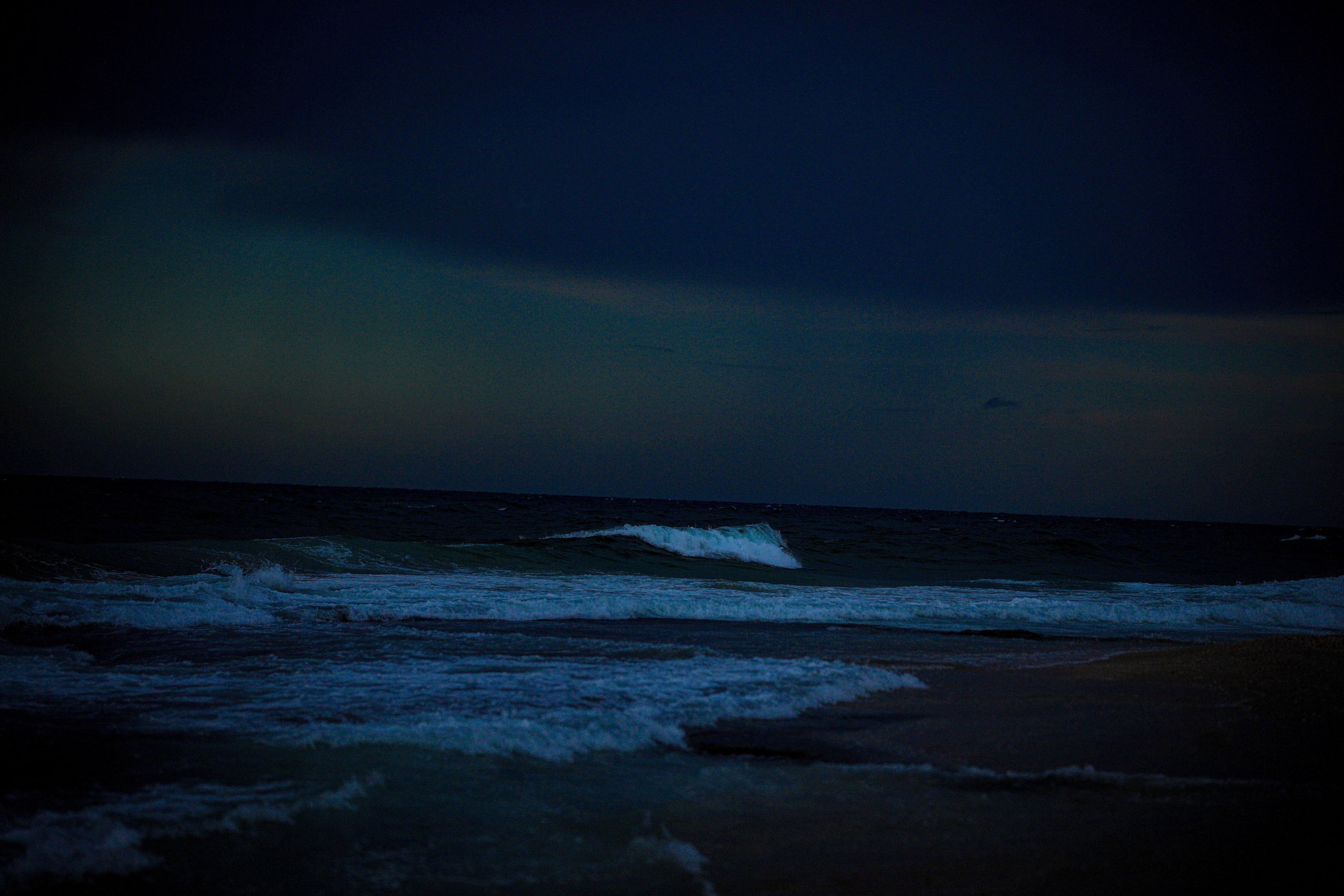The Sea of Unspoken Stories • بحر حكايات ما انحكت